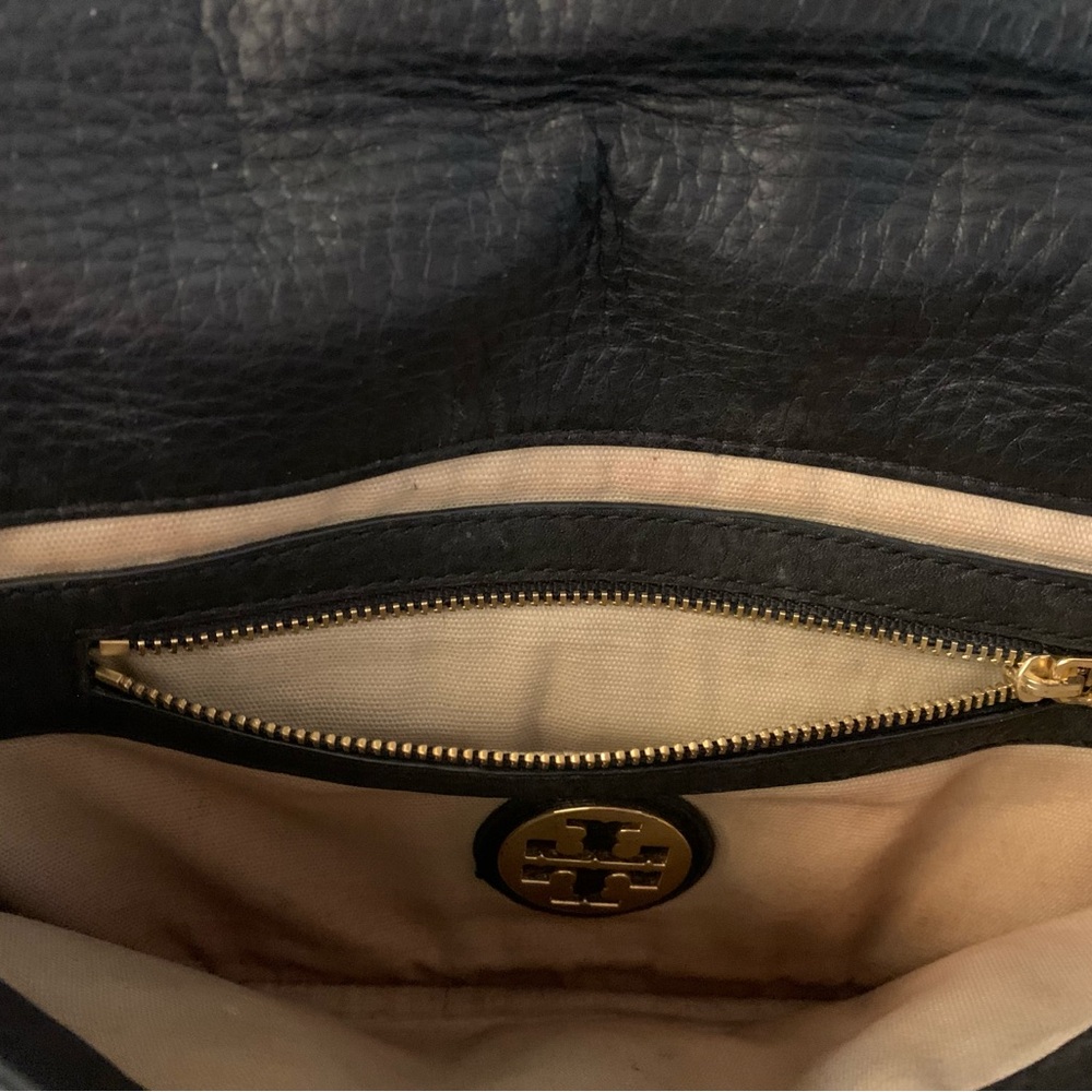 Tory Burch Reva Black Crossbody Bag with Gold Chain - Picture 6 of 6